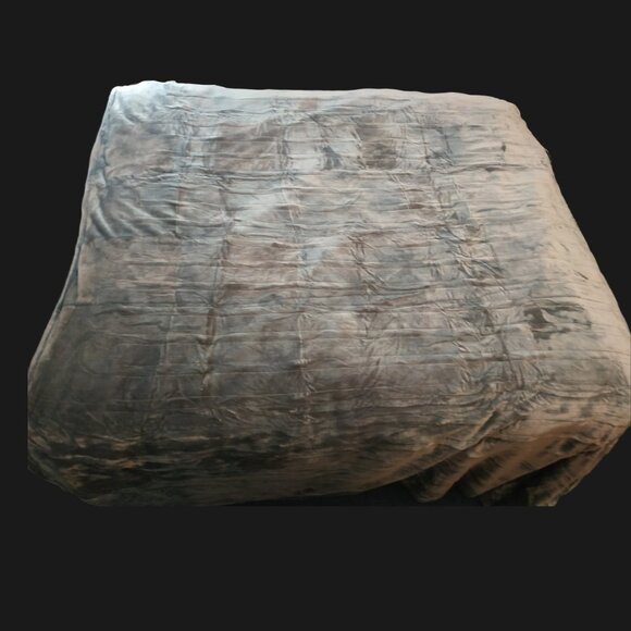 King Size Plug-In Heated Blanket with Two Controllers - cETL Certified - Picture 2 of 10